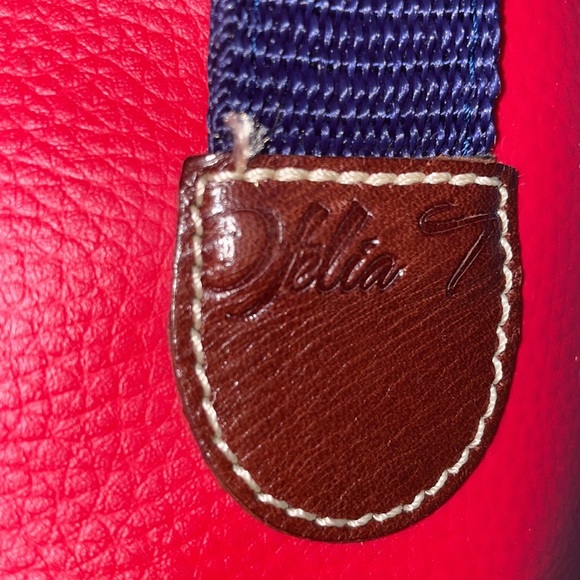 Large red leather tote with heavy navy handles and nylon fabric lining - Picture 5 of 5